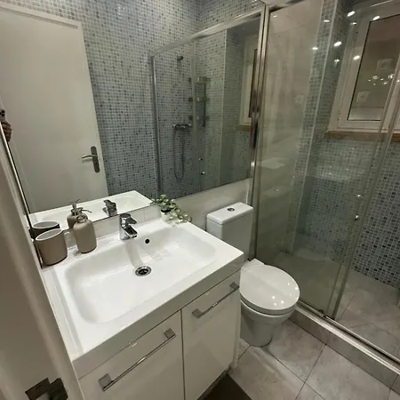 Near Monsanto W/ Barbecue Lissabon