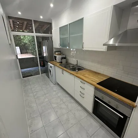 Apartment Near Monsanto W/ Barbecue *