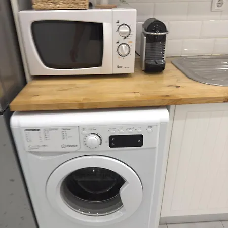 Apartment Near Monsanto W/ Barbecue *