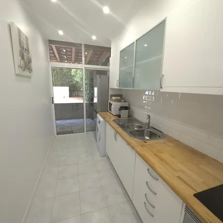 Near Monsanto W/ Barbecue